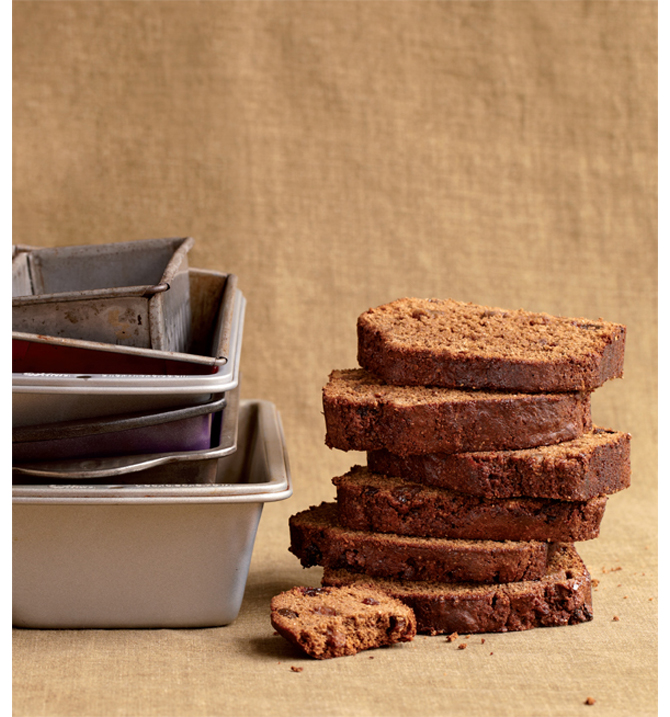 Clandestine Cake Club Cookbook 